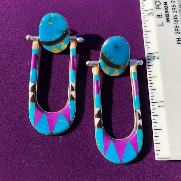 Vintage Native American Zuni - Inlay Earrings in Sterling. - Picture 6 of 8